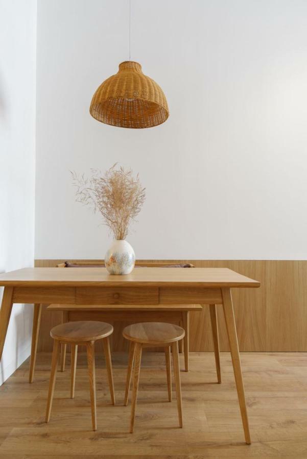 Sunrise Apartment Lviv Exterior foto