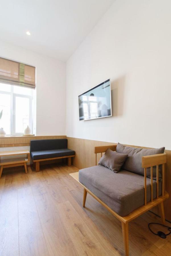 Sunrise Apartment Lviv Exterior foto
